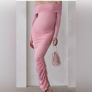 Elegant Pink Off-Shoulder Maxi Dress